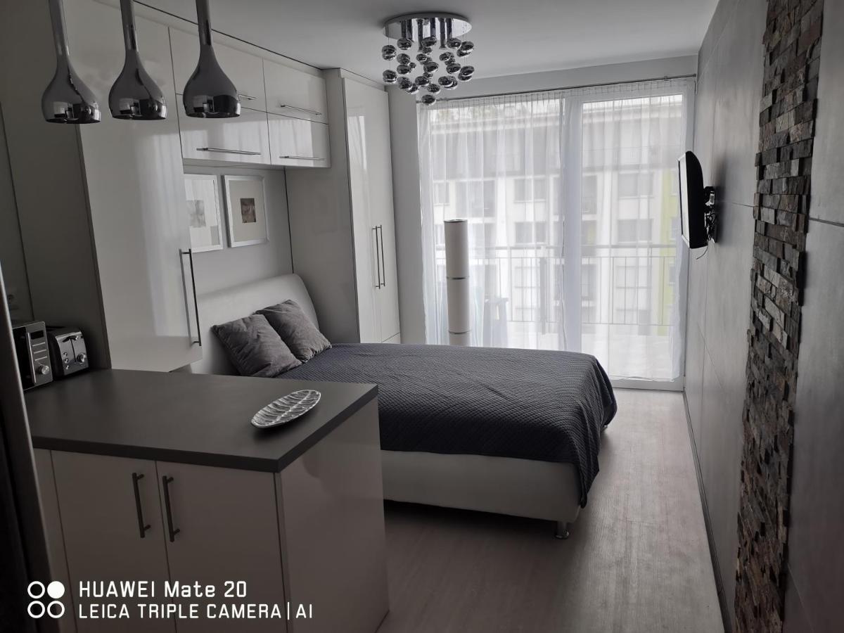 Апартаменты Csanad Apartman Шиофок Экстерьер фото